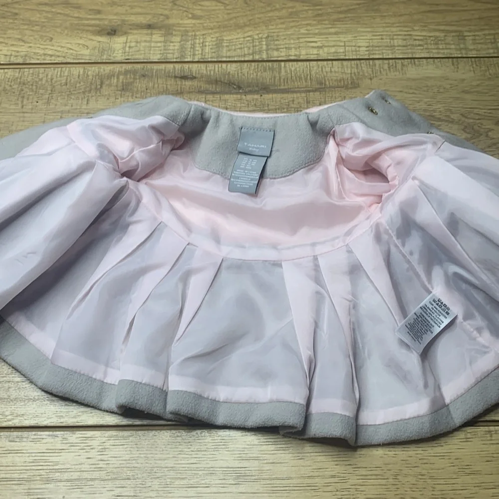 Tahari Baby Pink & Gray Full Length Pleated Coat Size 0-3 months - Picture 4 of 5